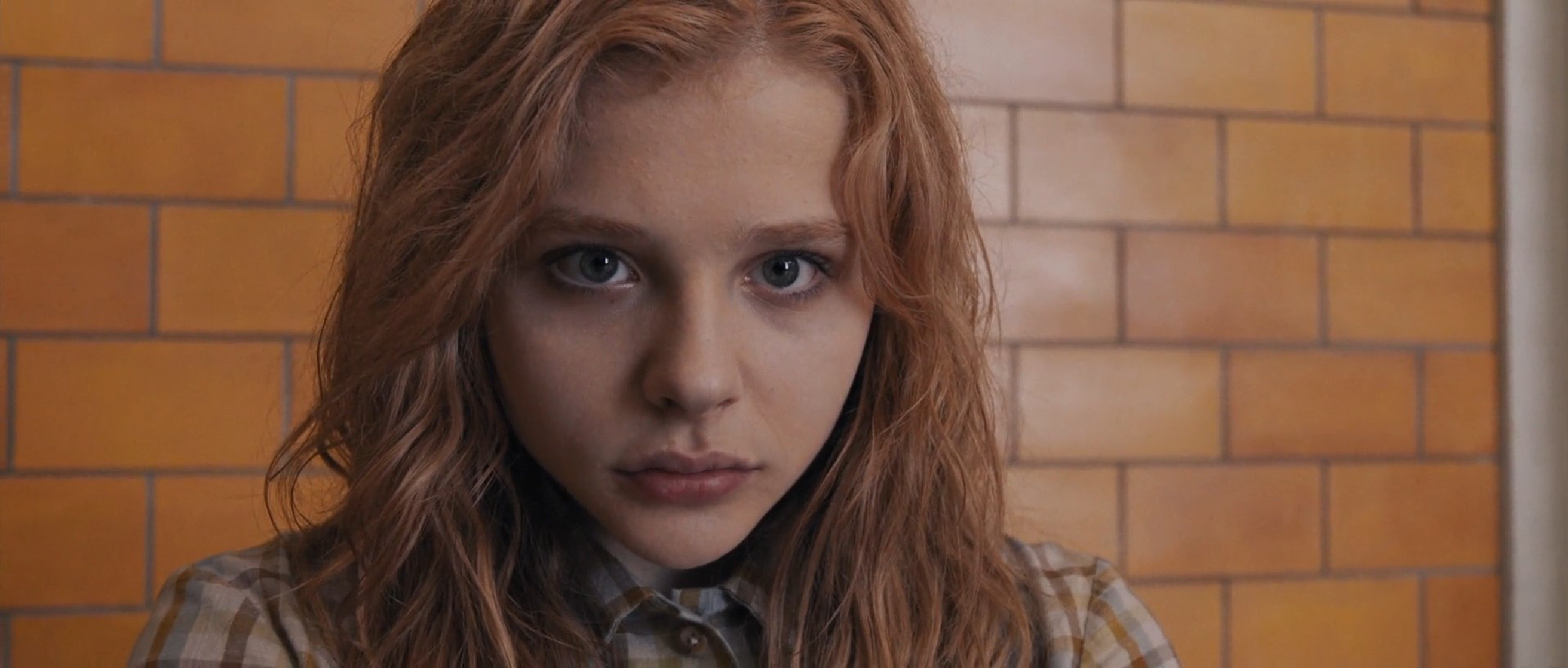 Carrie White (Chloë Grace Moretz) Carrie White (Chloë Grace Moretz)