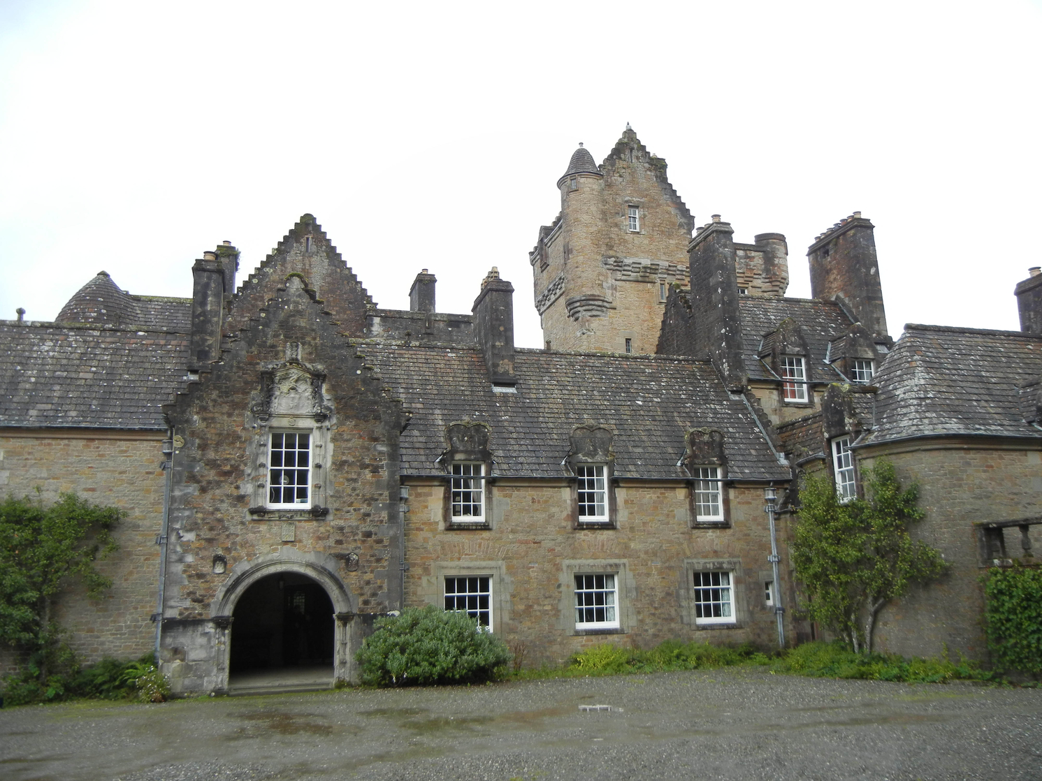 Ardkinglas House