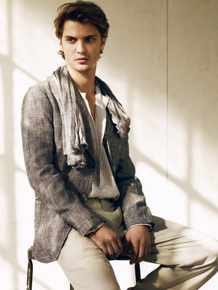 Picture Of Luke Grimes