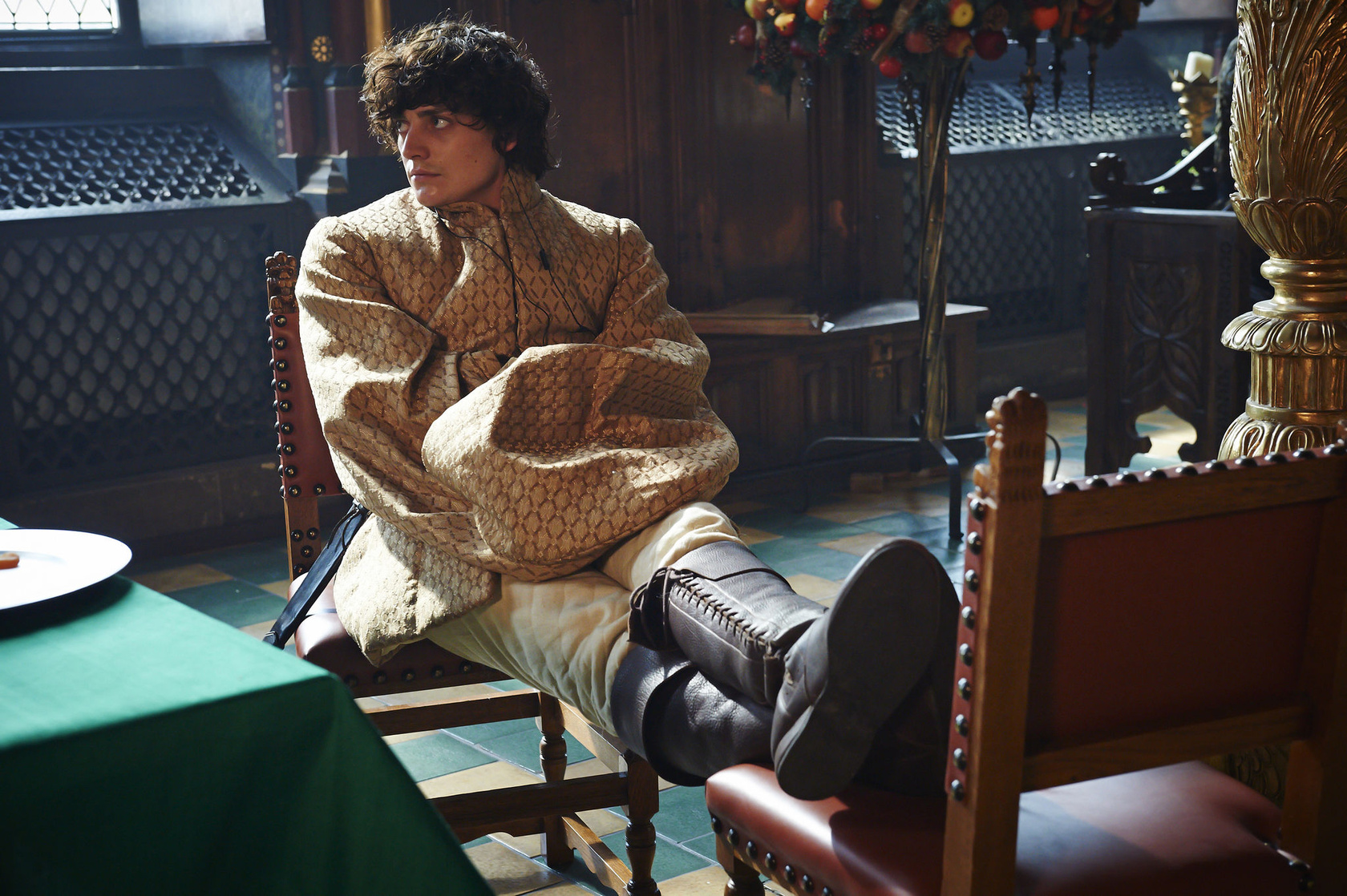Aneurin Barnard