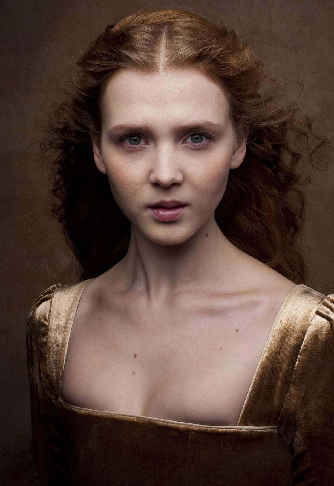 Picture of Isolda Dychauk, image size:1118x1624