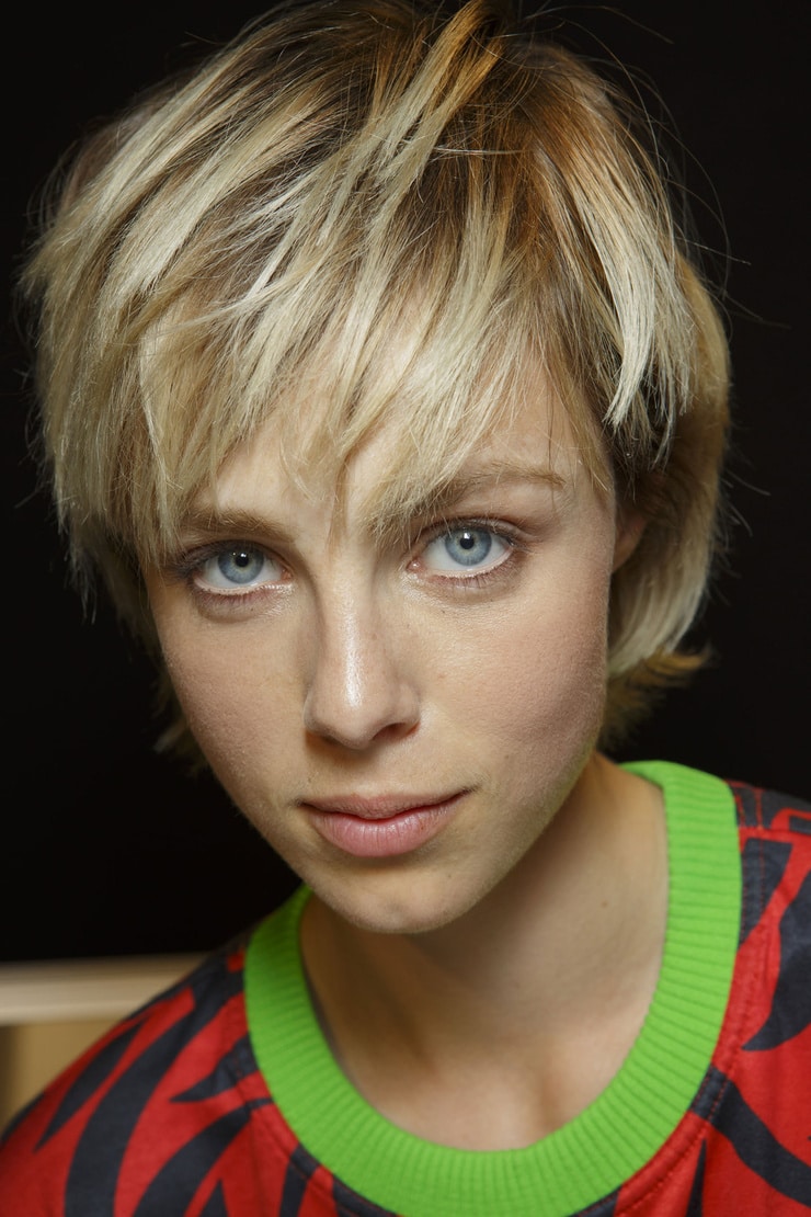 Picture of Edie Campbell