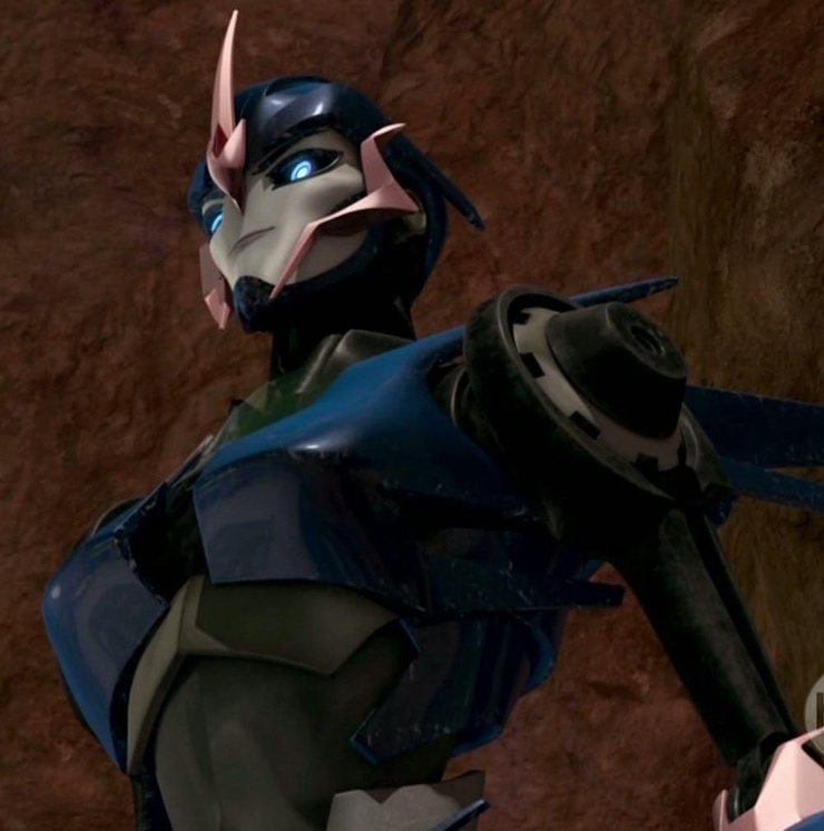Image of Arcee (Transformers Prime)