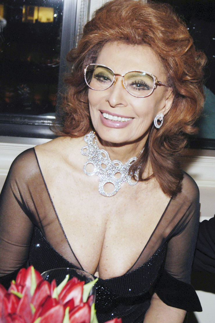 SOPHIA LOREN