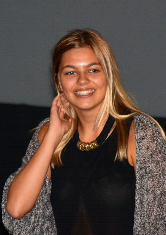 Picture of Louane Emera