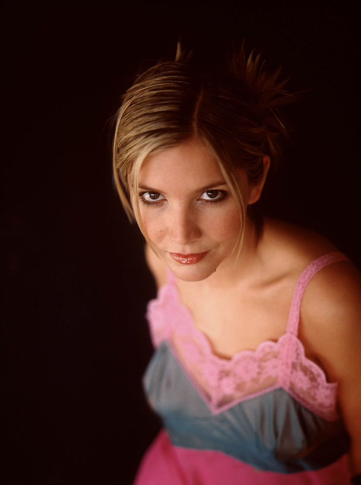 Picture of Lisa Faulkner