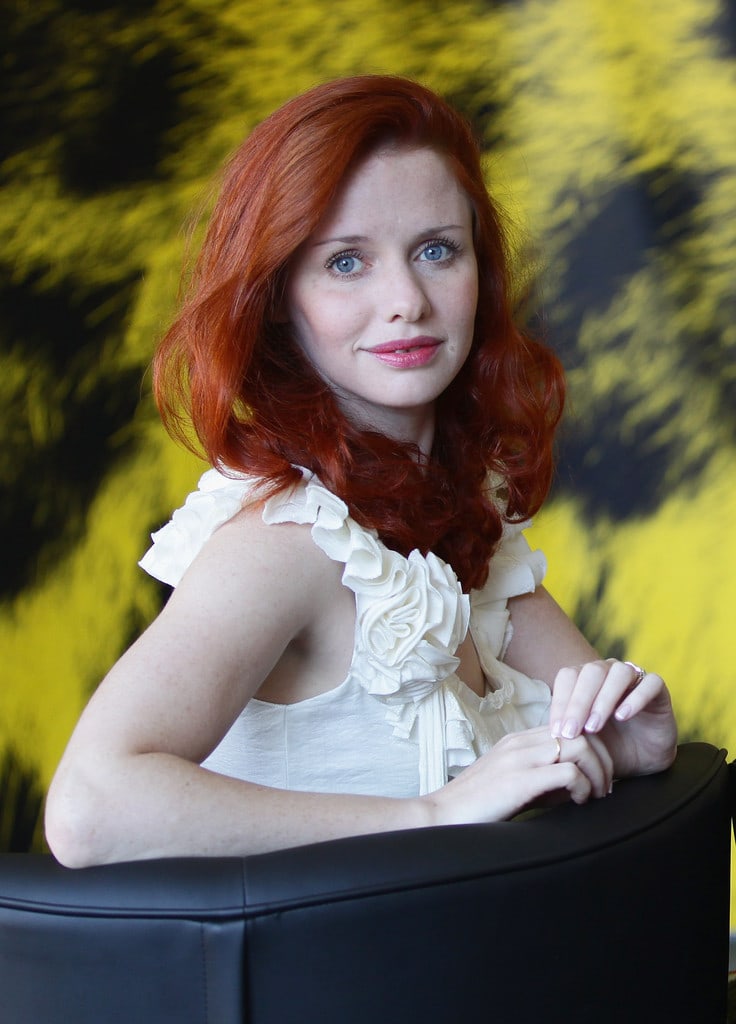 Hani Furstenberg picture.
