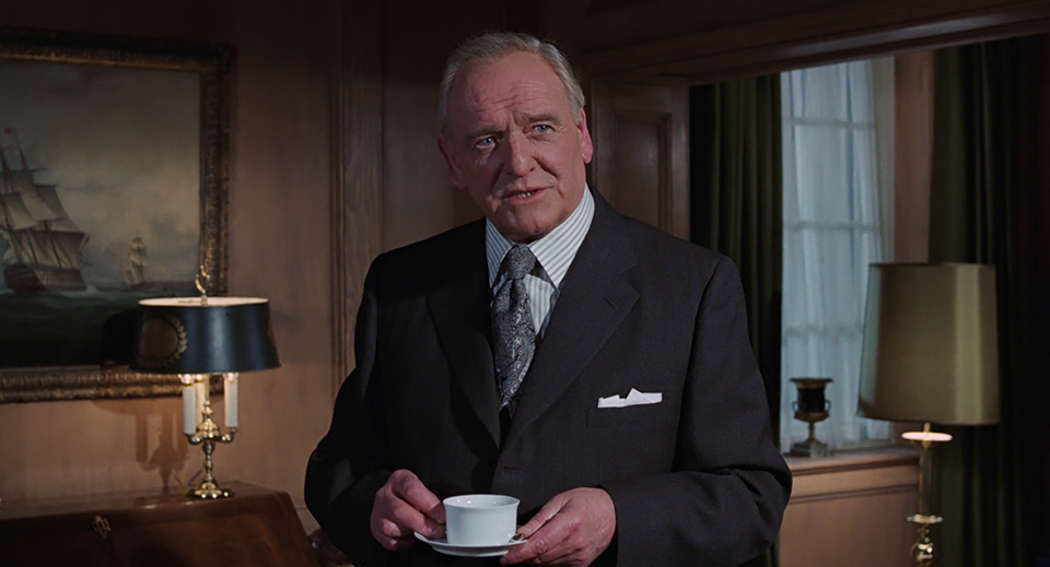 Bernard Lee Bernard Lee