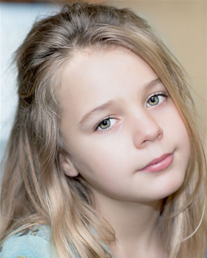 Childhood tears (2015). фильмы pleurer des larmes d'enfance. Childhood tears. Childhood tears (2015). теннесси макиньон.