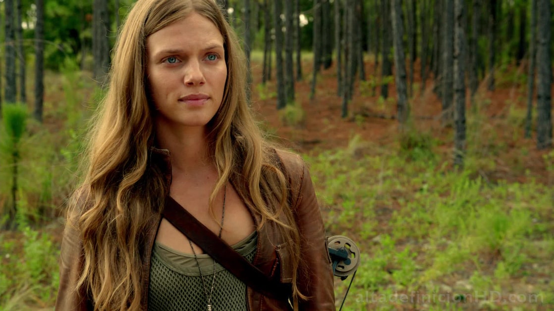 Tracy Spiridakos