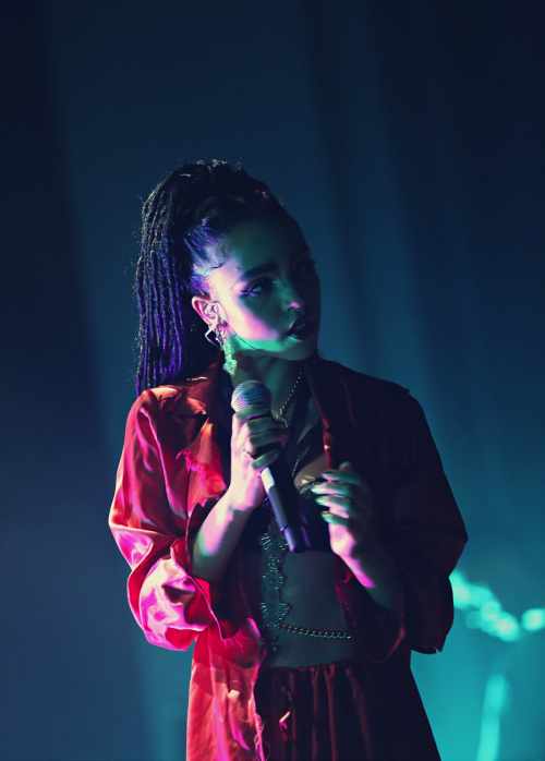 Picture of fka twigs