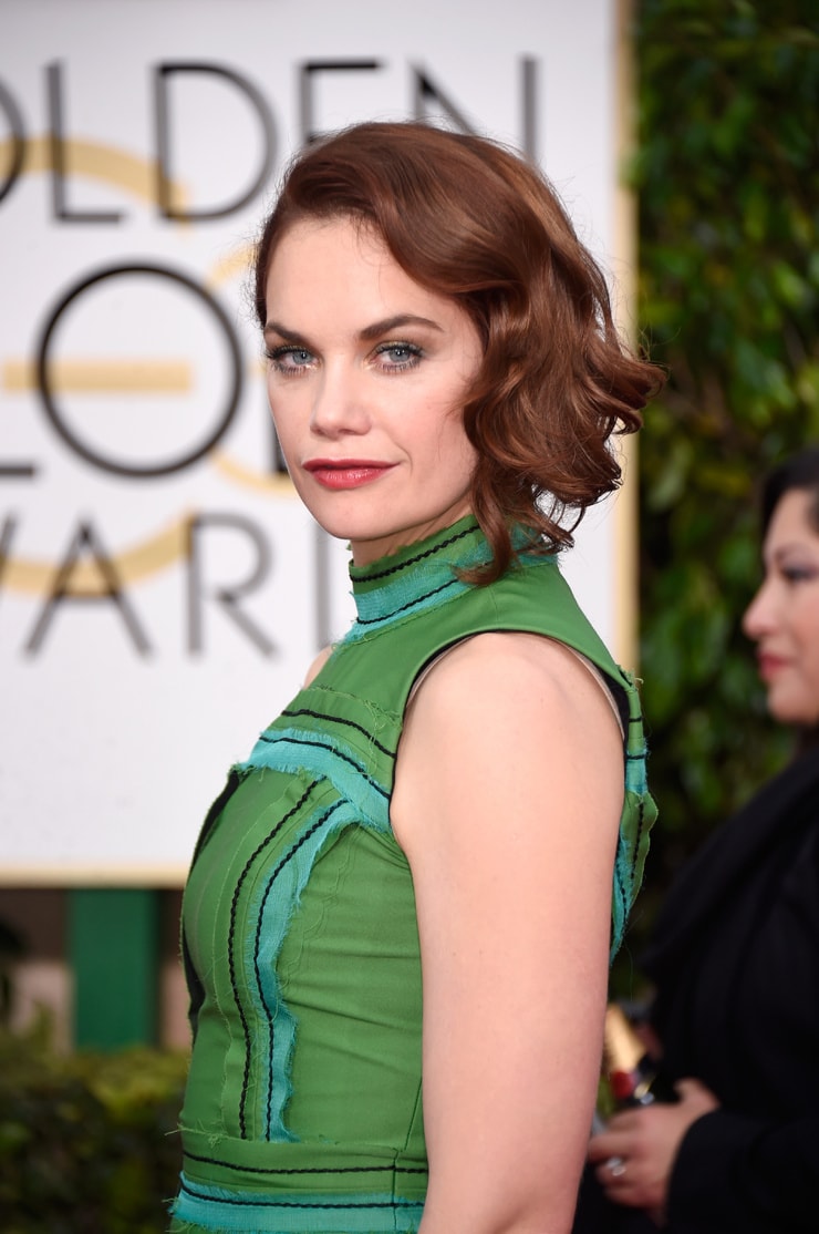 Ruth Wilson eye color