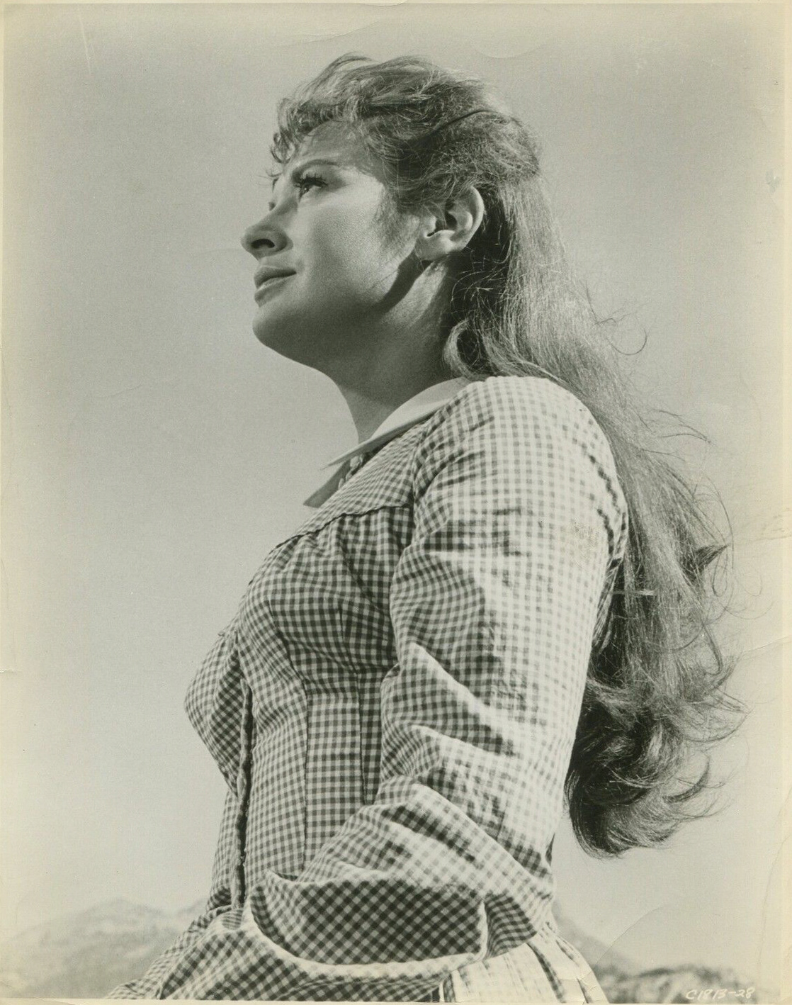 Nicole Narain images Gigi Perreau photo