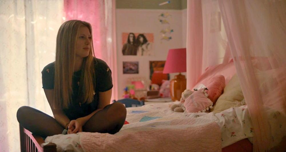 Zoe Levin