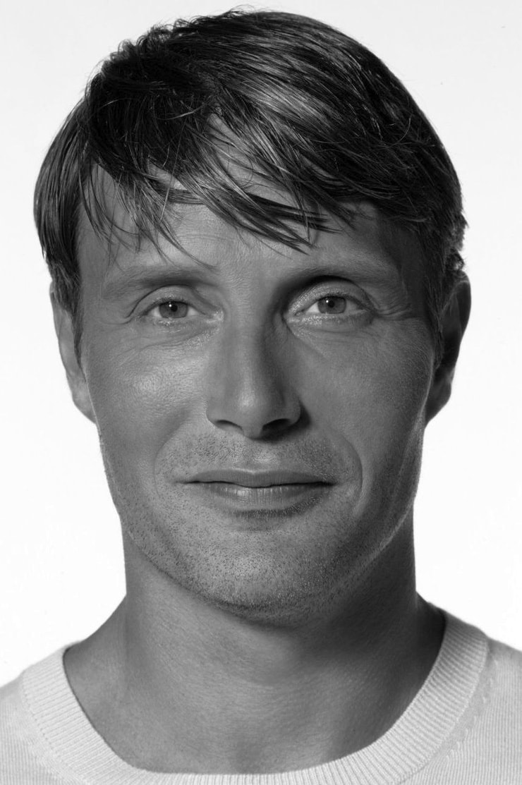 Next photo of Mads Mikkelsen