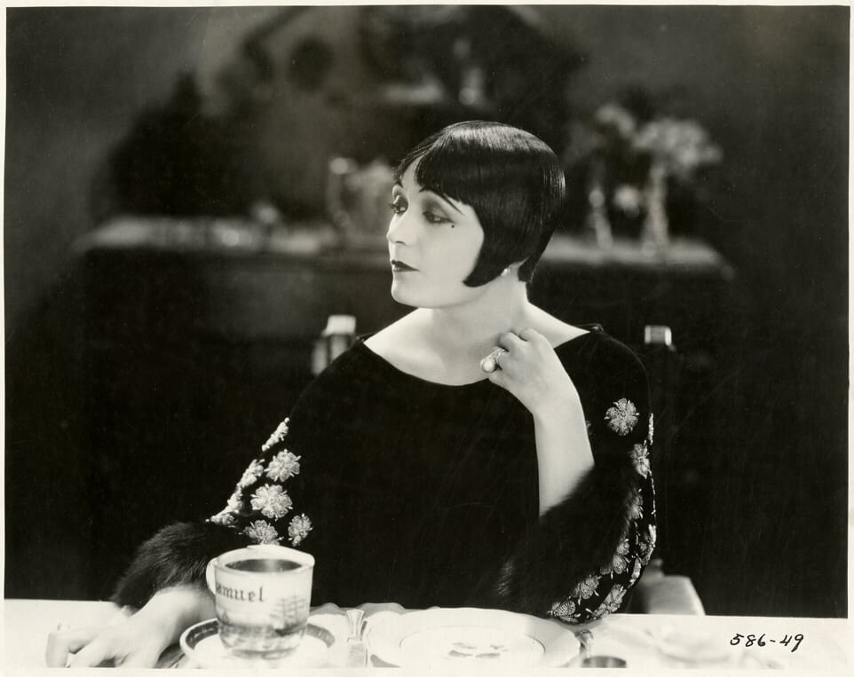 Pola Negri