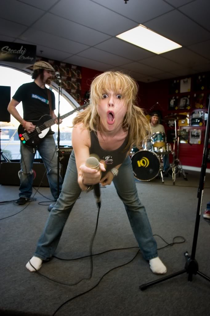 Lisa Rieffel image