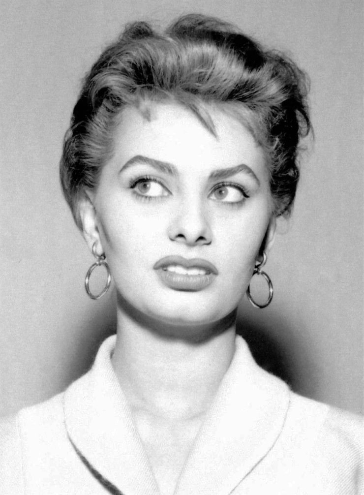 SOPHIA LOREN