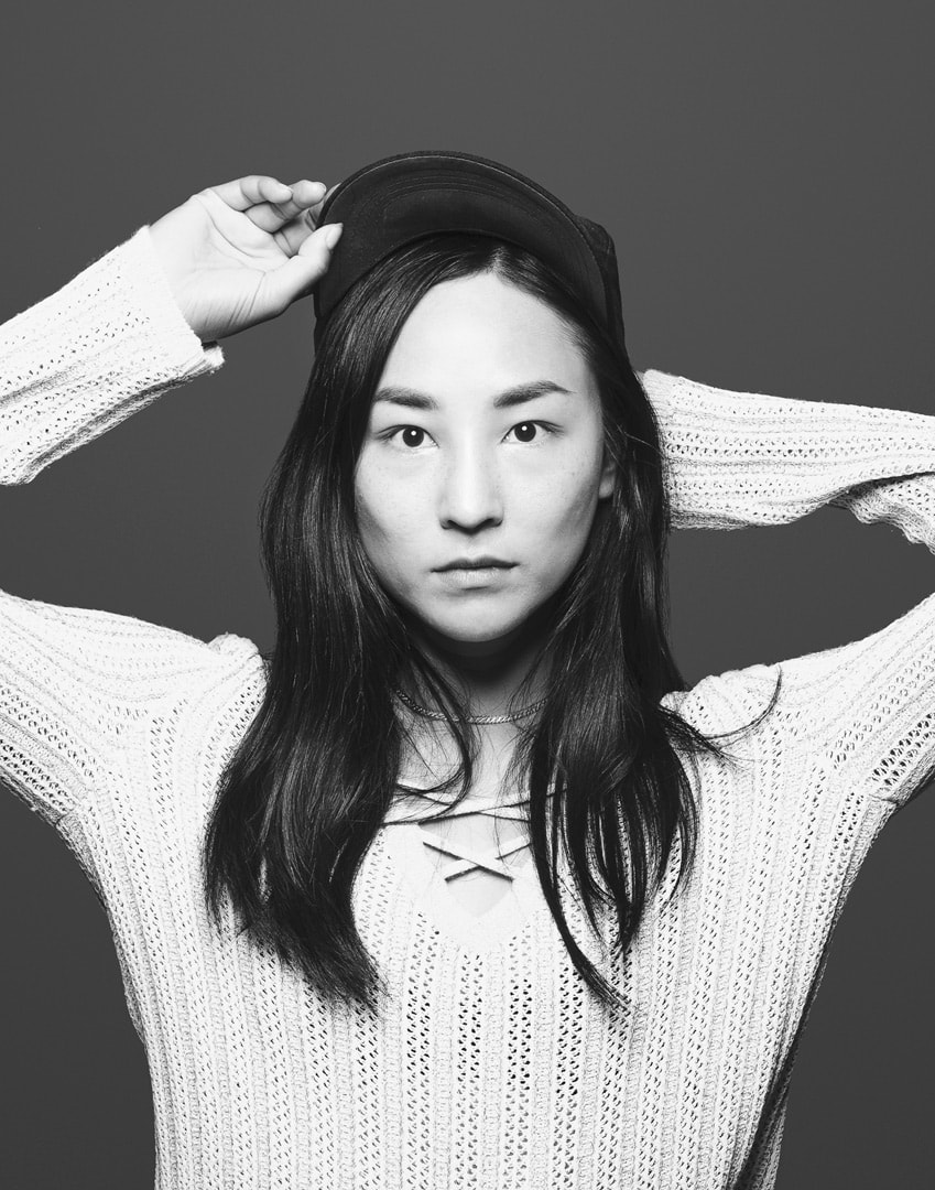 Ли грей. Greta Lee. Грета ли. Грета Кюрегян. Грета ли фото.