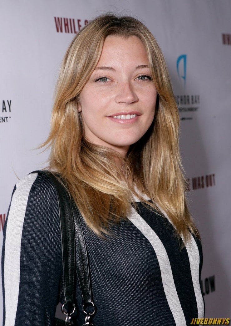 Picture of Sarah Roemer.
