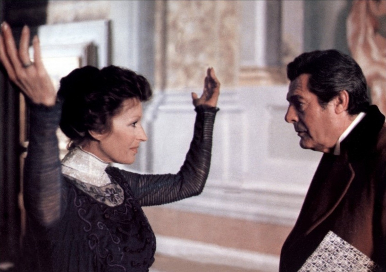 Dark Eyes (1987)