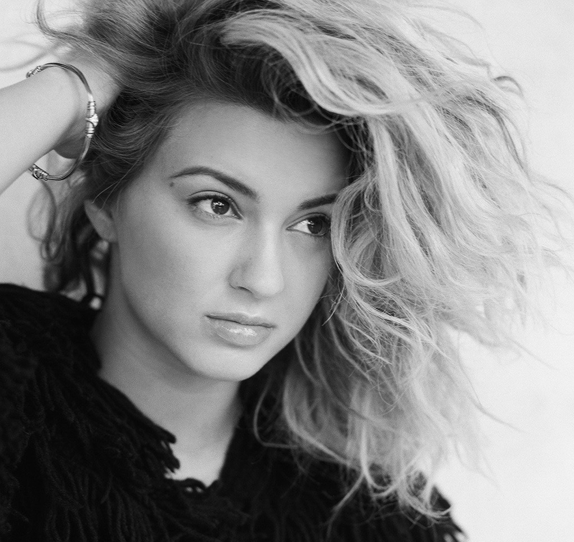 Tori Kelly