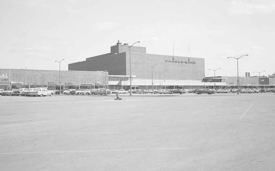 Famous-Barr Department Store