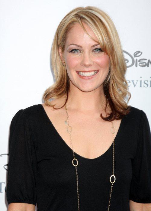 Picture of Andrea Anders.