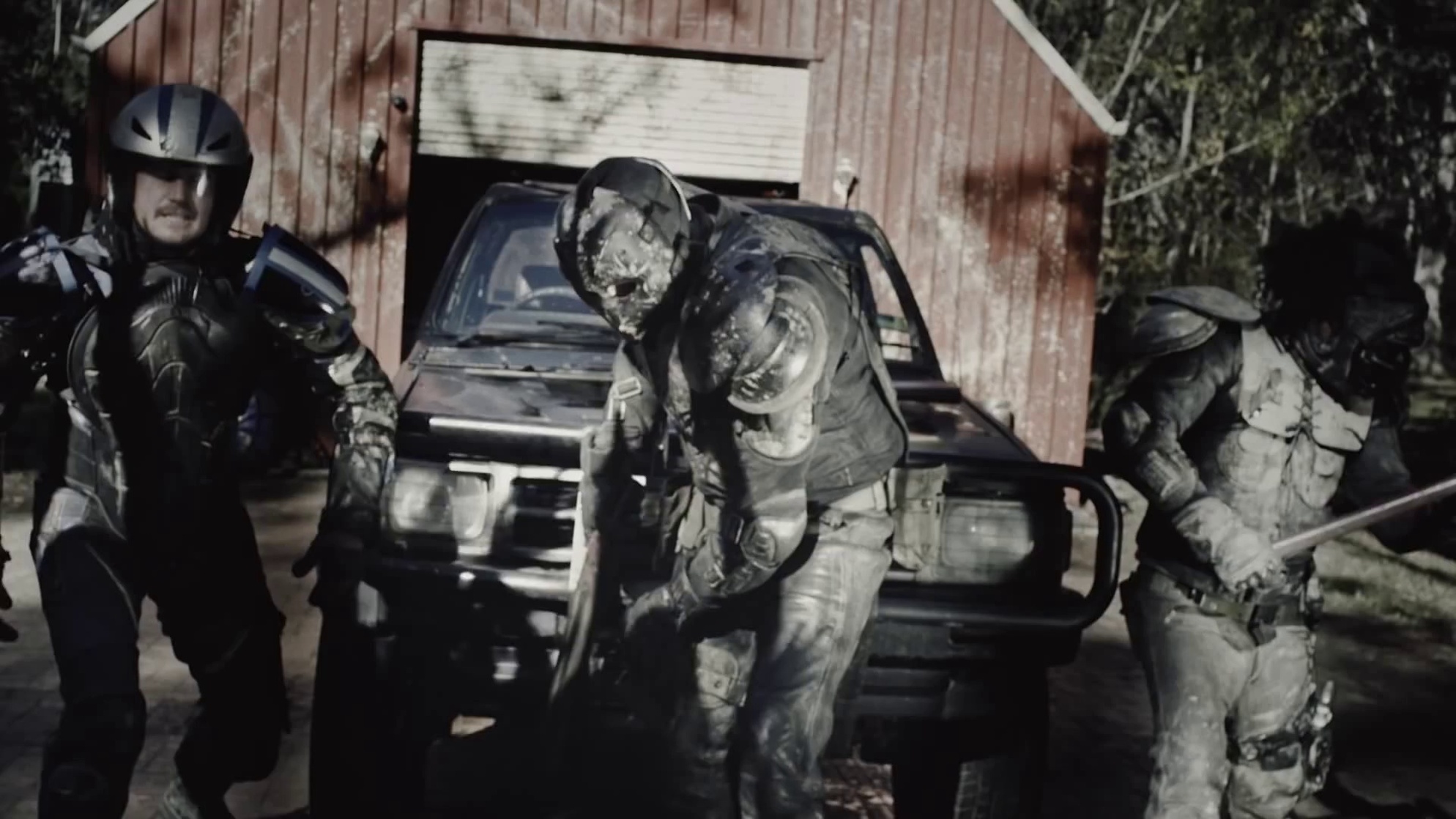 Wyrmwood: Road of the Dead (2014)