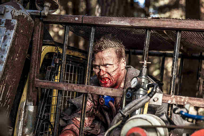 Wyrmwood: Road of the Dead (2014)