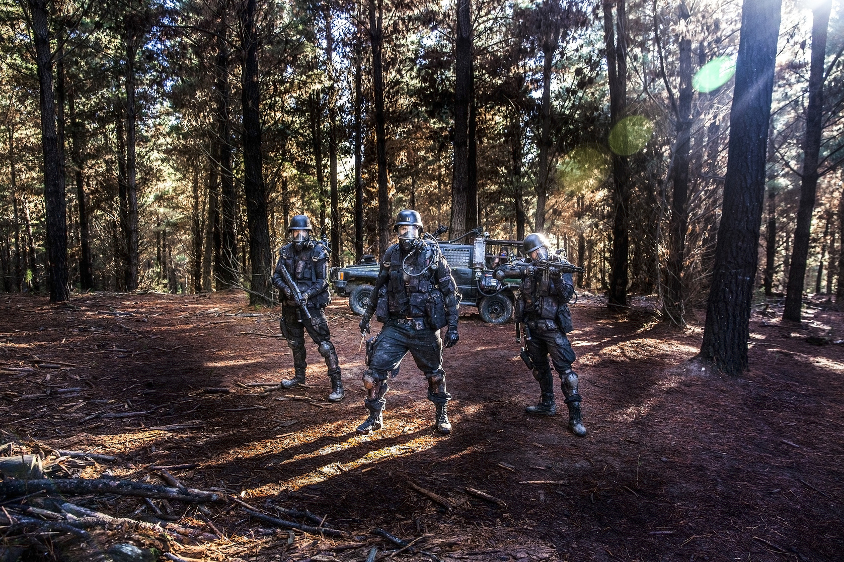Wyrmwood: Road of the Dead (2014)
