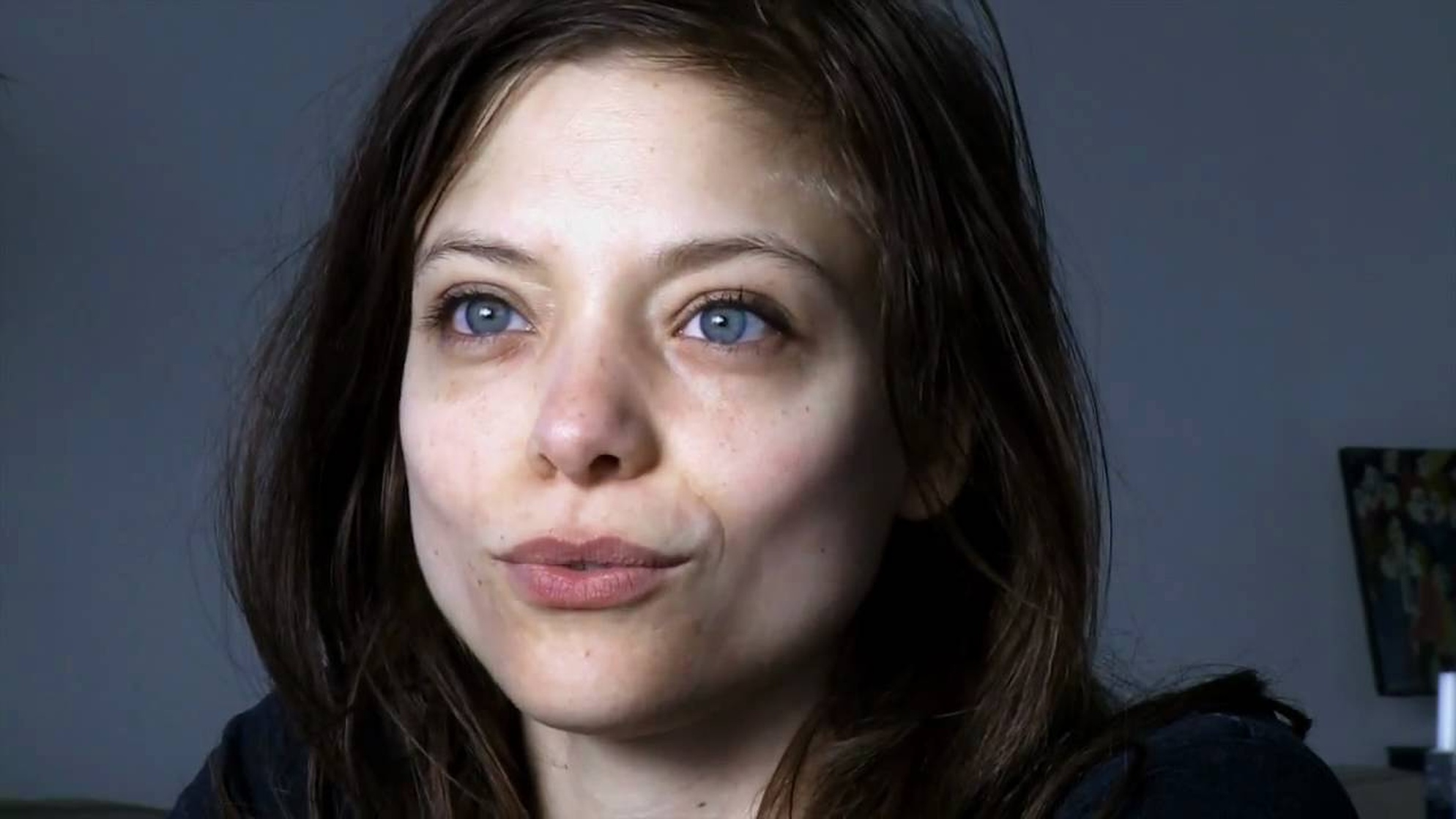 Lizzie Brocheré Lizzie Brocheré