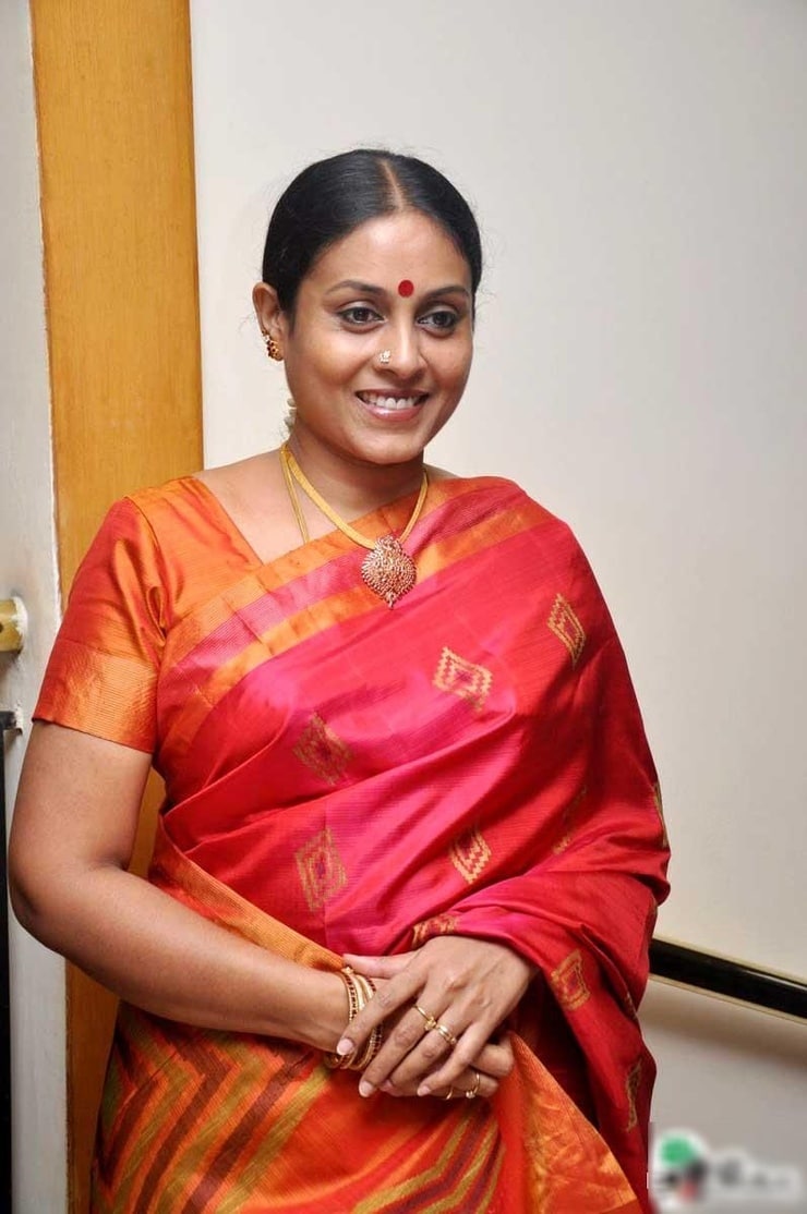 Picture of Saranya Ponvannan