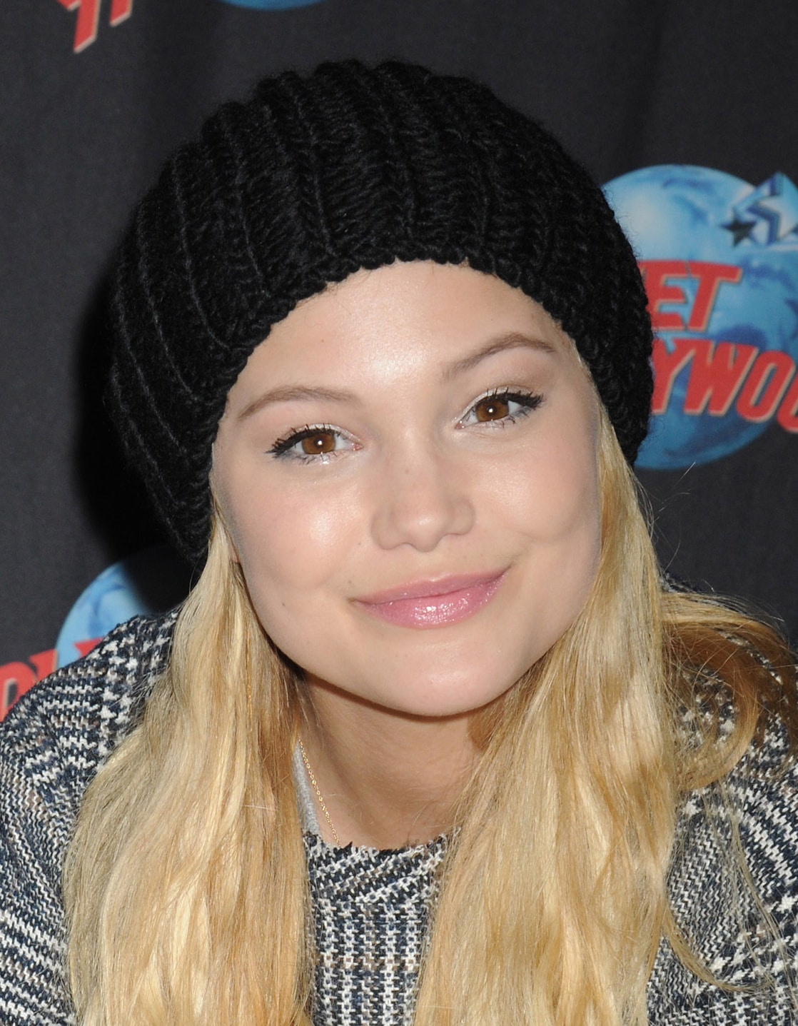 Image of Olivia Holt