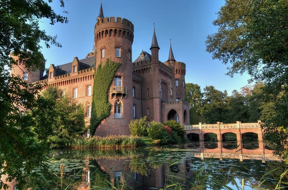 Moyland Castle