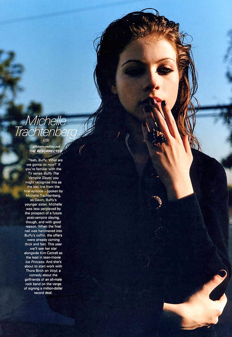 did michelle trachtenberg smoke cigarettes Image of Michelle Trachtenberg