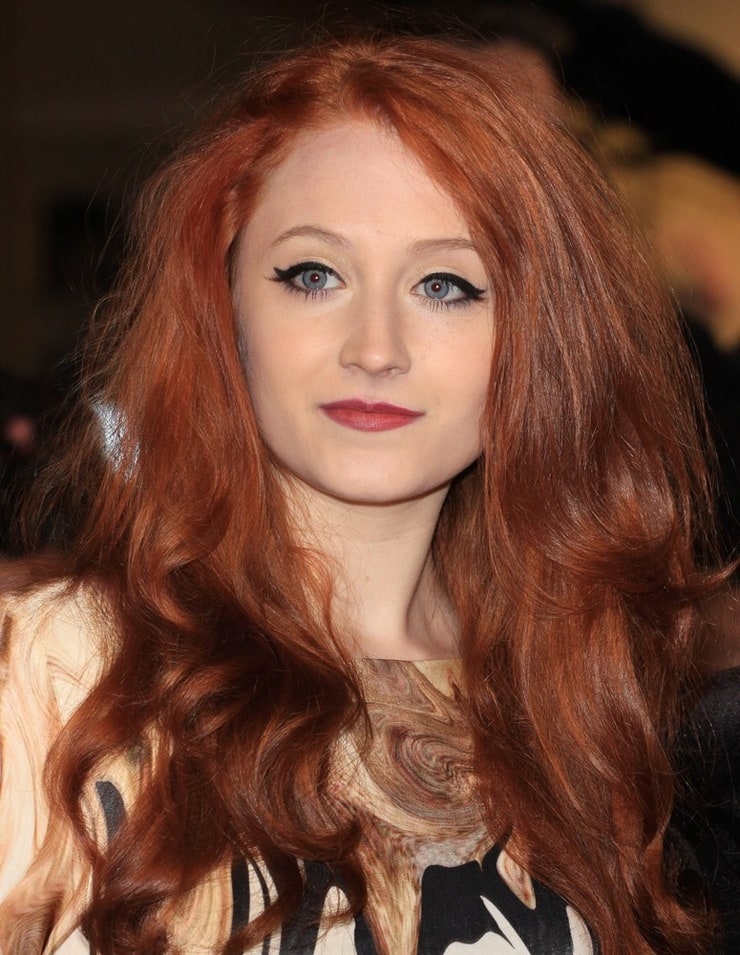 Janet Devlin image