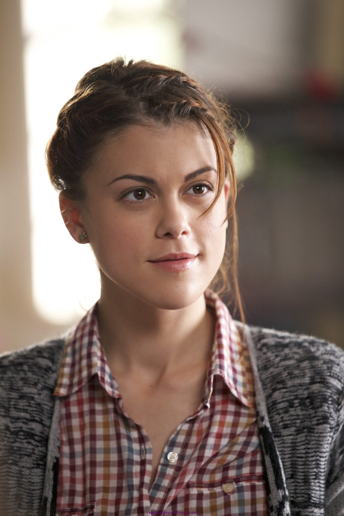 Lindsey Shaw ned