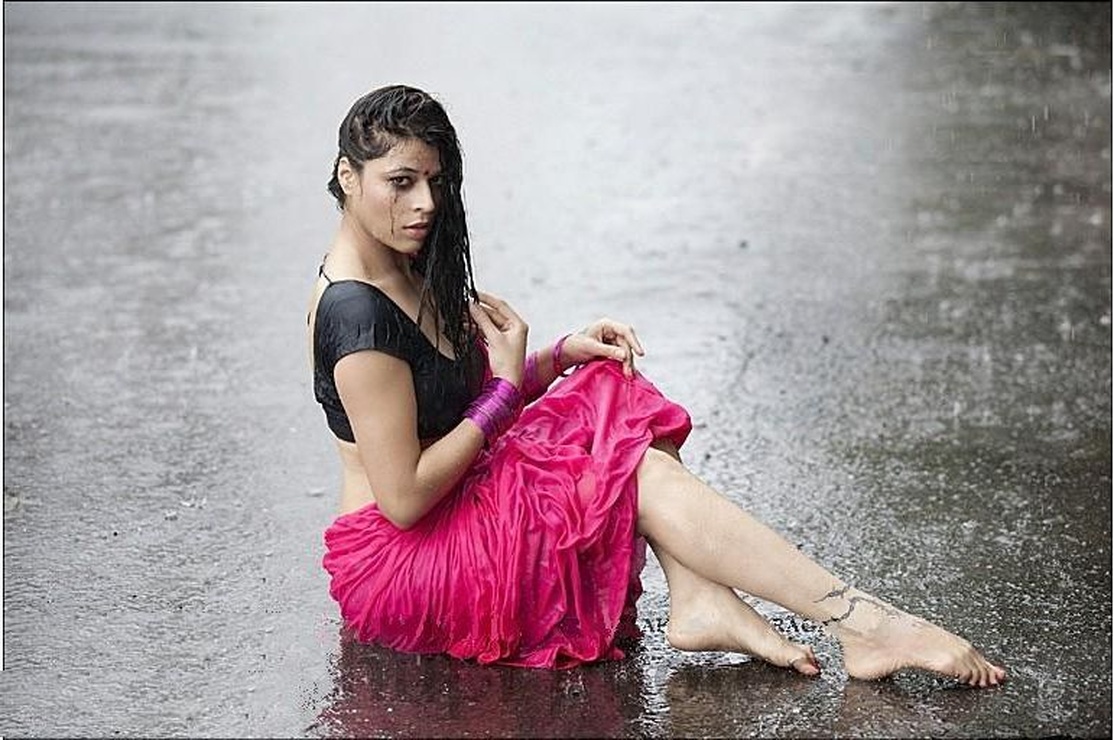 https://ilarge.lisimg.com/image/8477823/740full-jyoti-rana.jpg