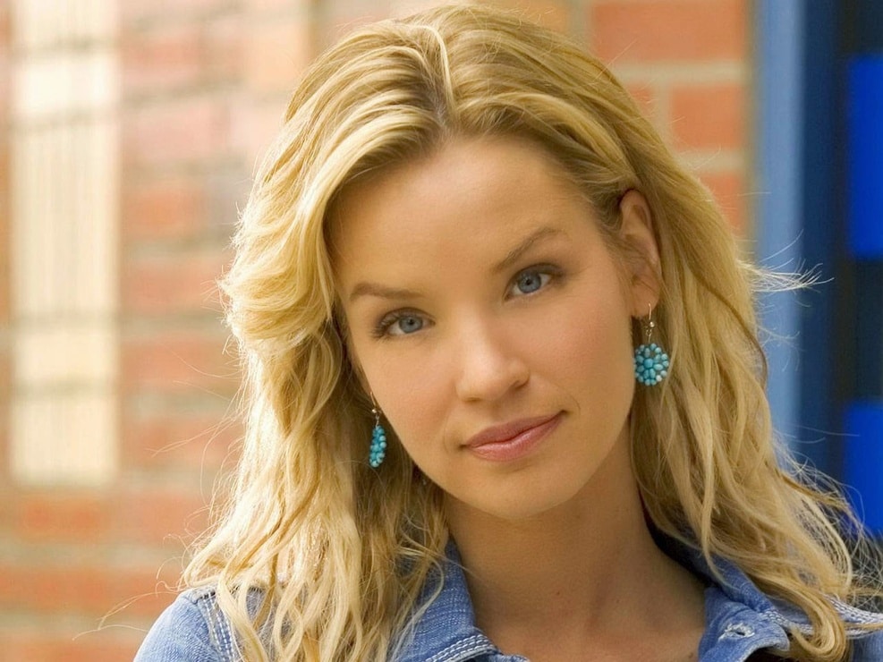 Ashley Scott