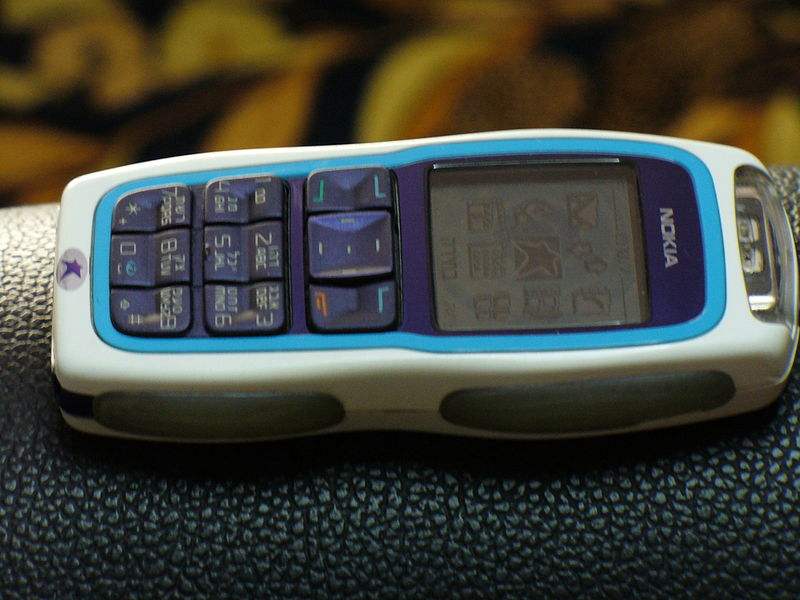 Nokia 3220