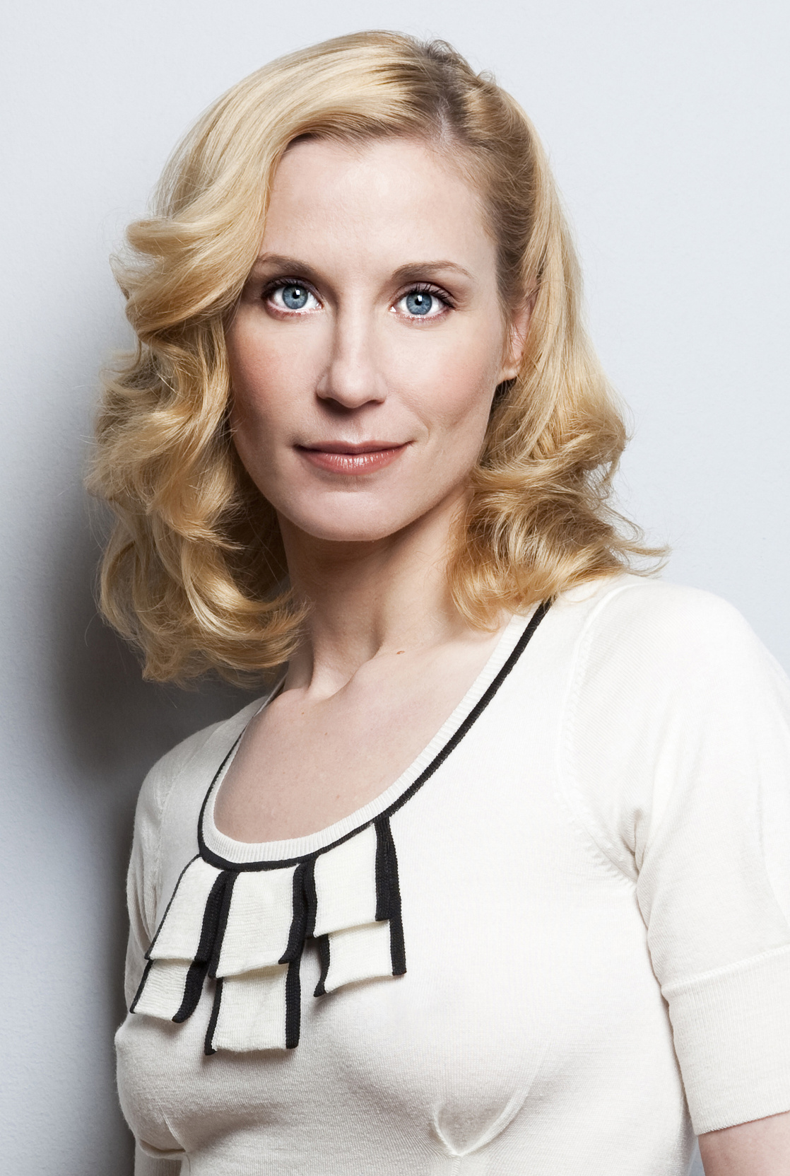 Astrid Posner Astrid Posner