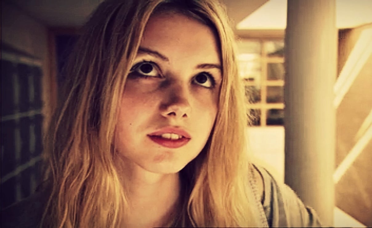 Picture Of Cassie Ainsworth