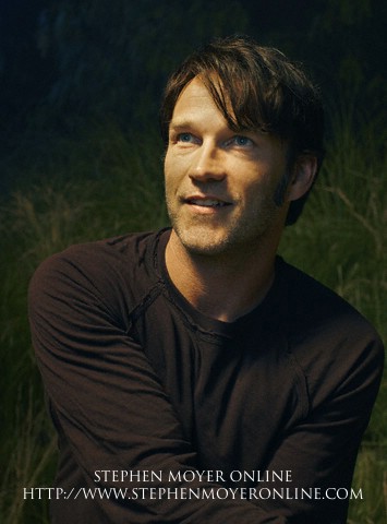 Picture of Stephen Moyer