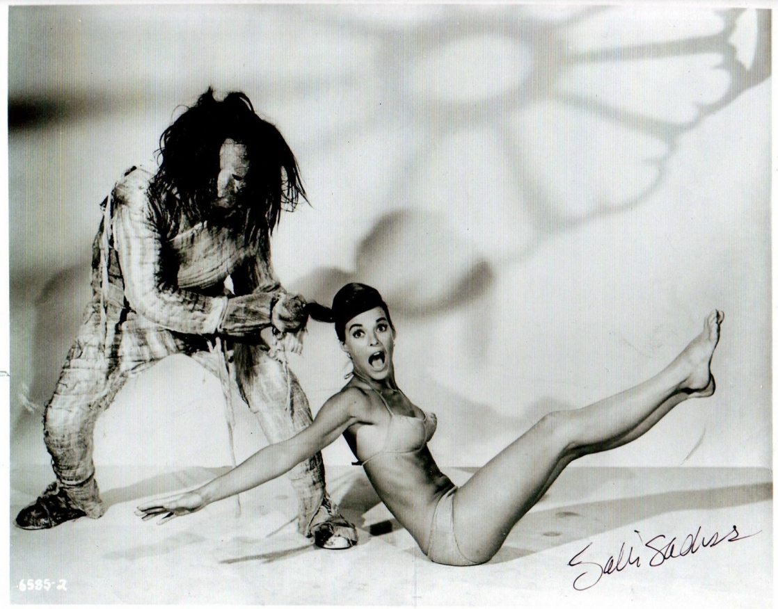 The Ghost in the Invisible Bikini (1966) The Ghost in the Invisible Bikini (1966)