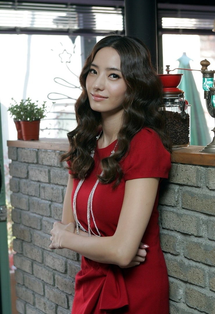 Han Chae Young