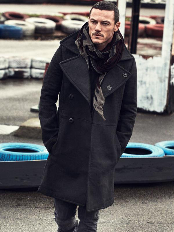 Picture of Luke Evans