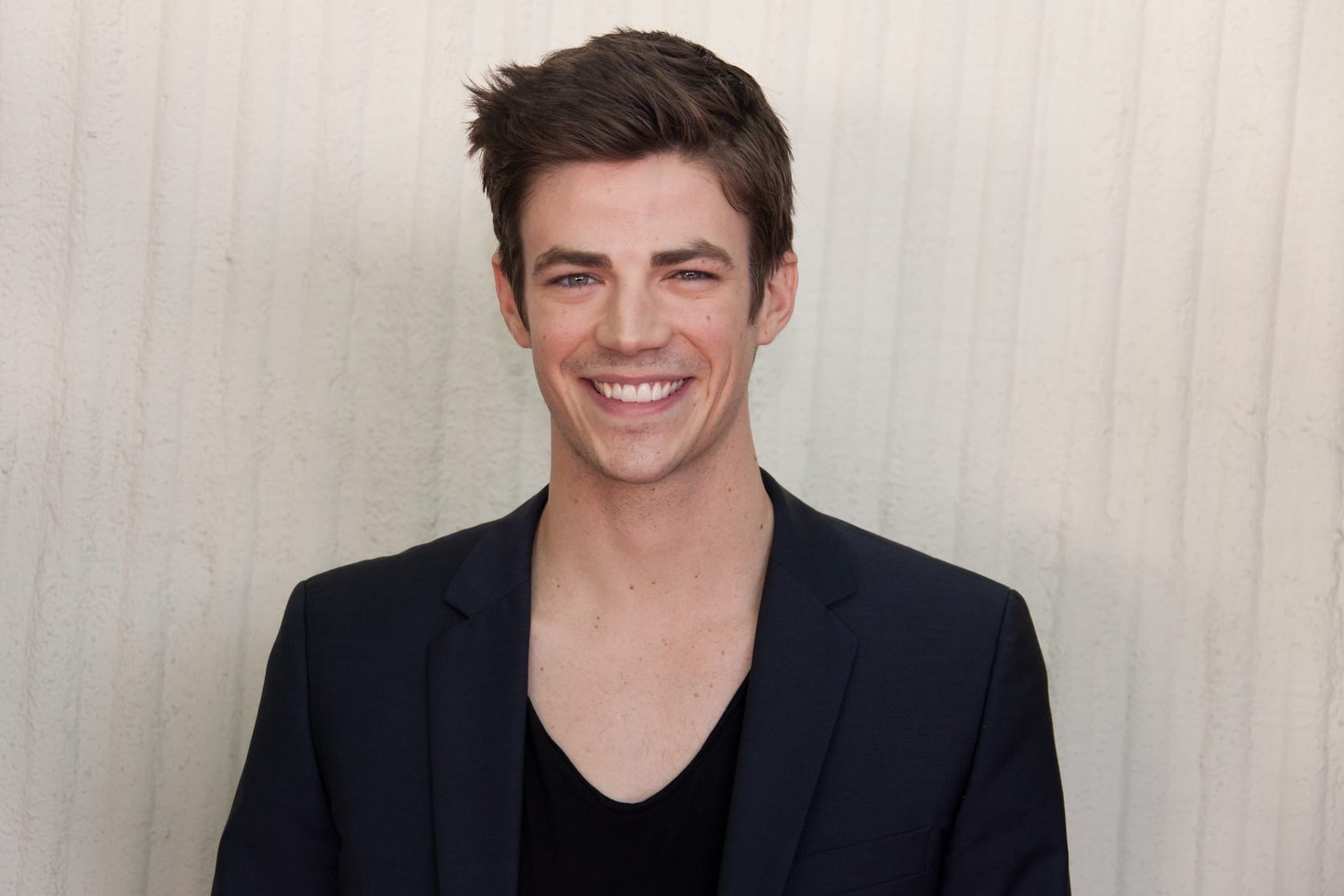 Grant Gustin