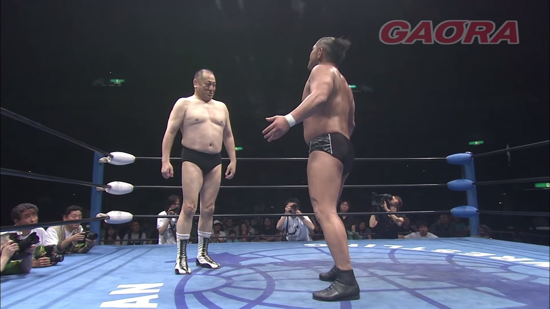 Minoru Suzuki vs. Masanobu Fuchi (AJPW, 06/19/11)