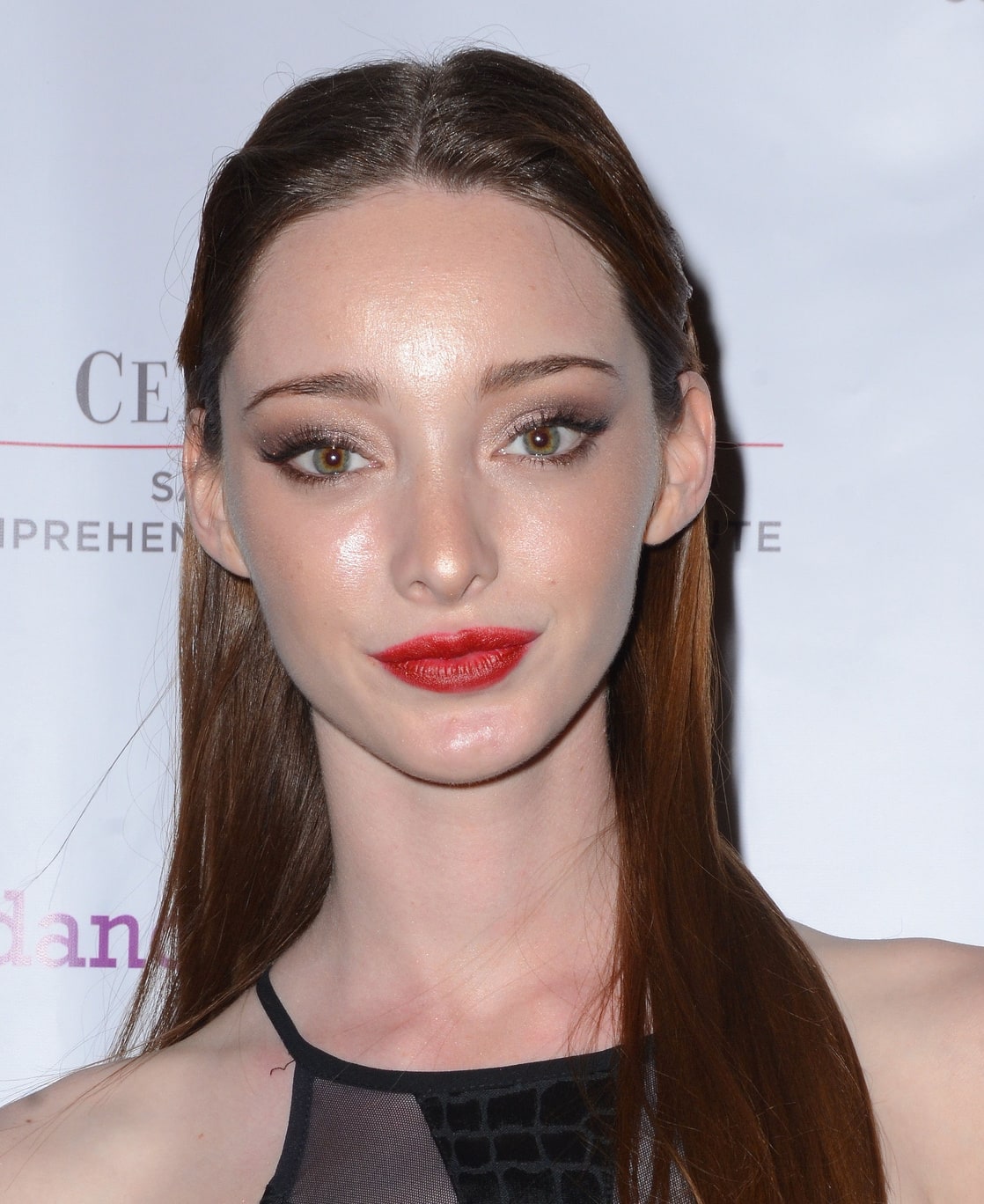 Emma Dumont gallery